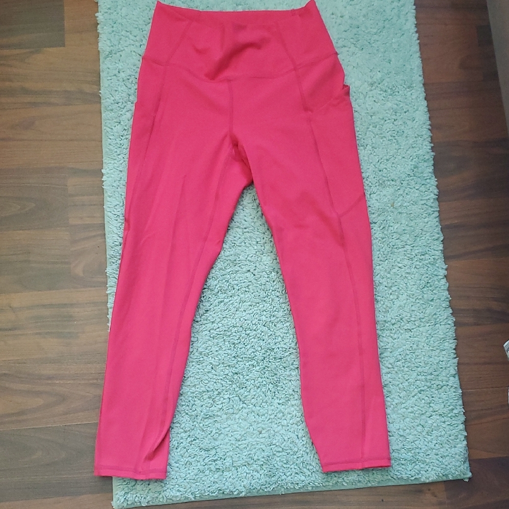 Fabletics Vibrant Pink Leggings Mid Calf